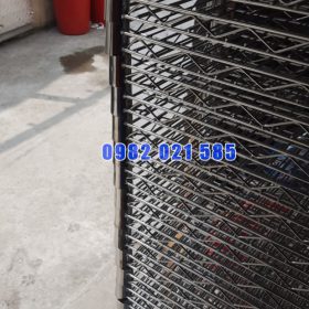 Xe đẩy inox 3 tầng lưới